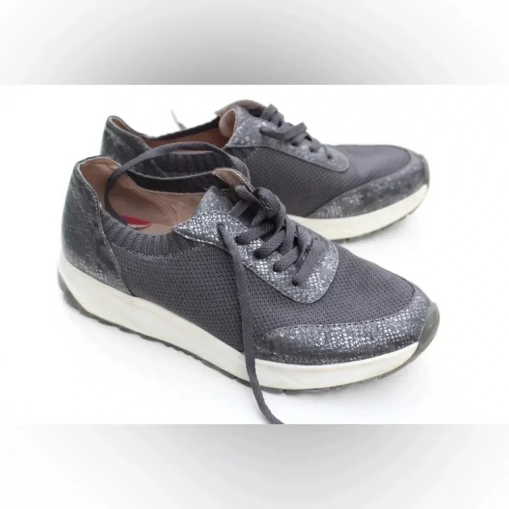 Naturalizer Oxford sneakers